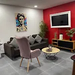 Nuevo, Moderno Departamento En La Zona De Santa Fe